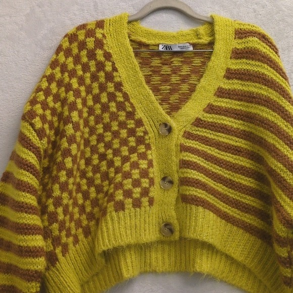 Zara Women's Abstract Neon Knit Cropped Oversized Maximalist Sweater Size M - Picture 2 of 8